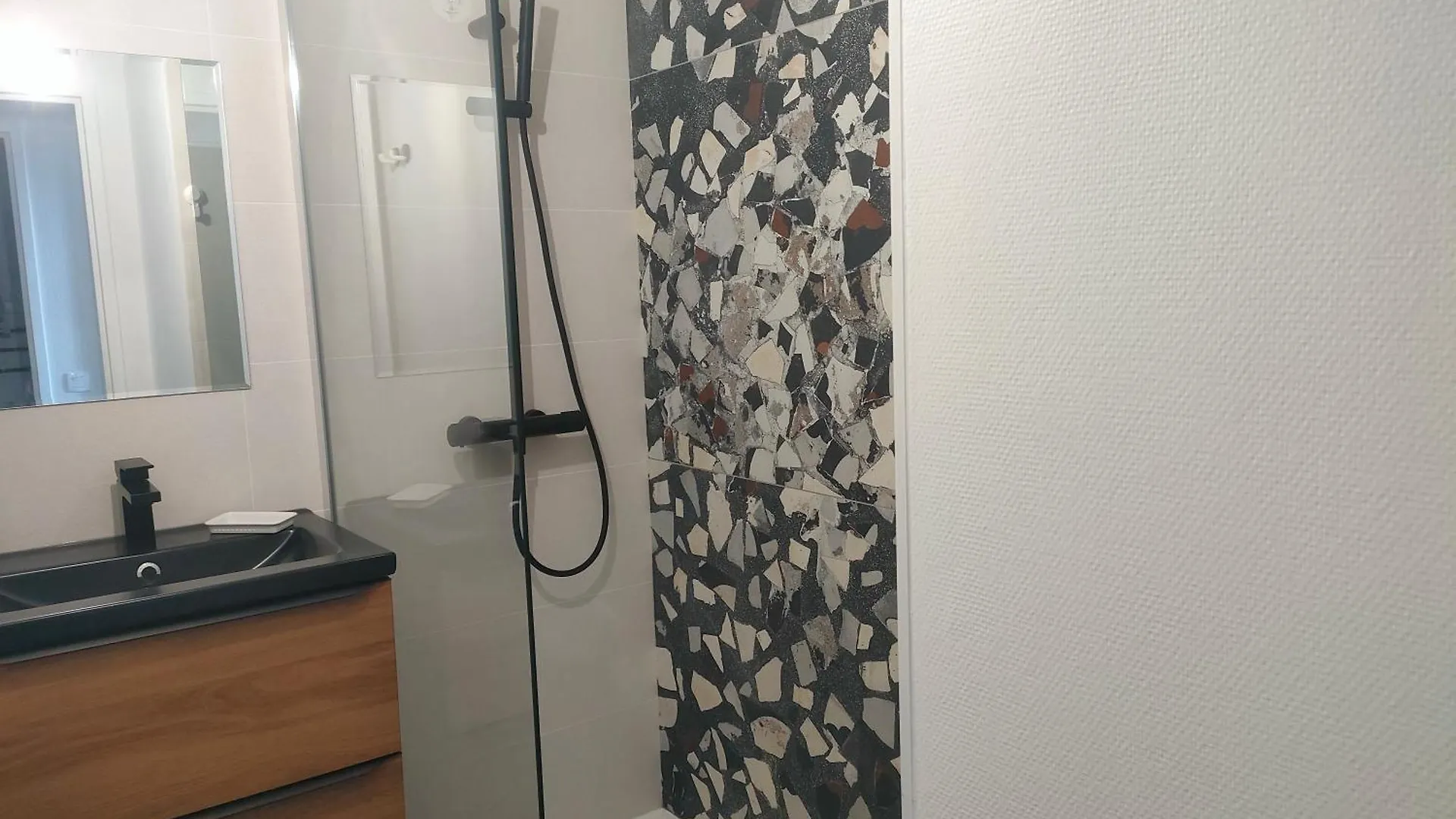 A Louer Pour Les Vacances T3 Pour 4 Personnes Avec Piscine Arzon Apartament